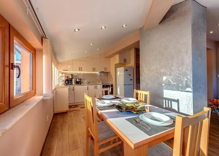 Yana- The Amazing View 아파트